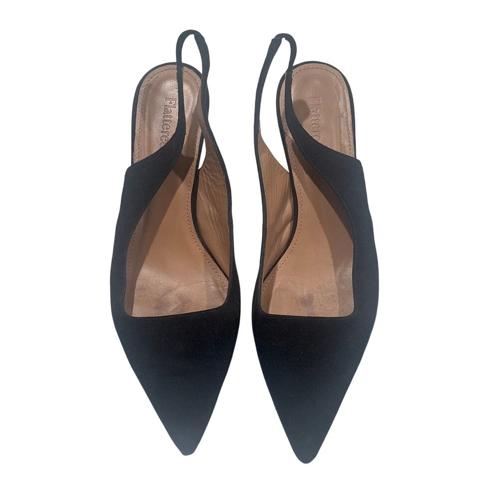 Women’s 10 Flattered